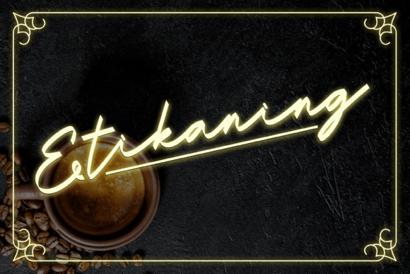 Etikaning: A Charming Serif Font for Editorial Design